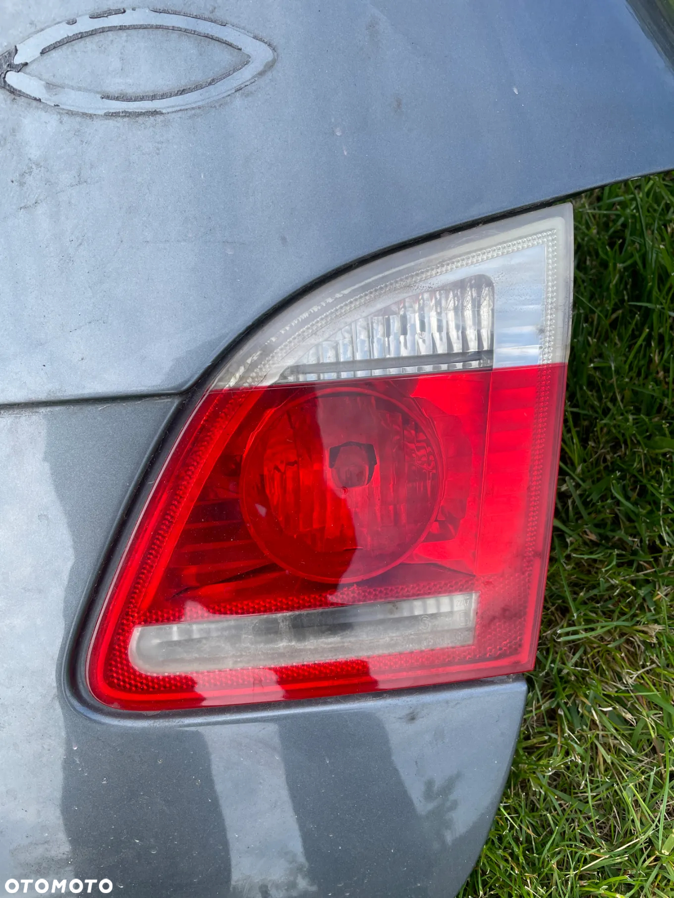 BMW E61 KLAPA TYŁ KOMPLETNA EUROPA kombi zamek lampa lewa prawa tył TITANGRAU II METALIC - 5