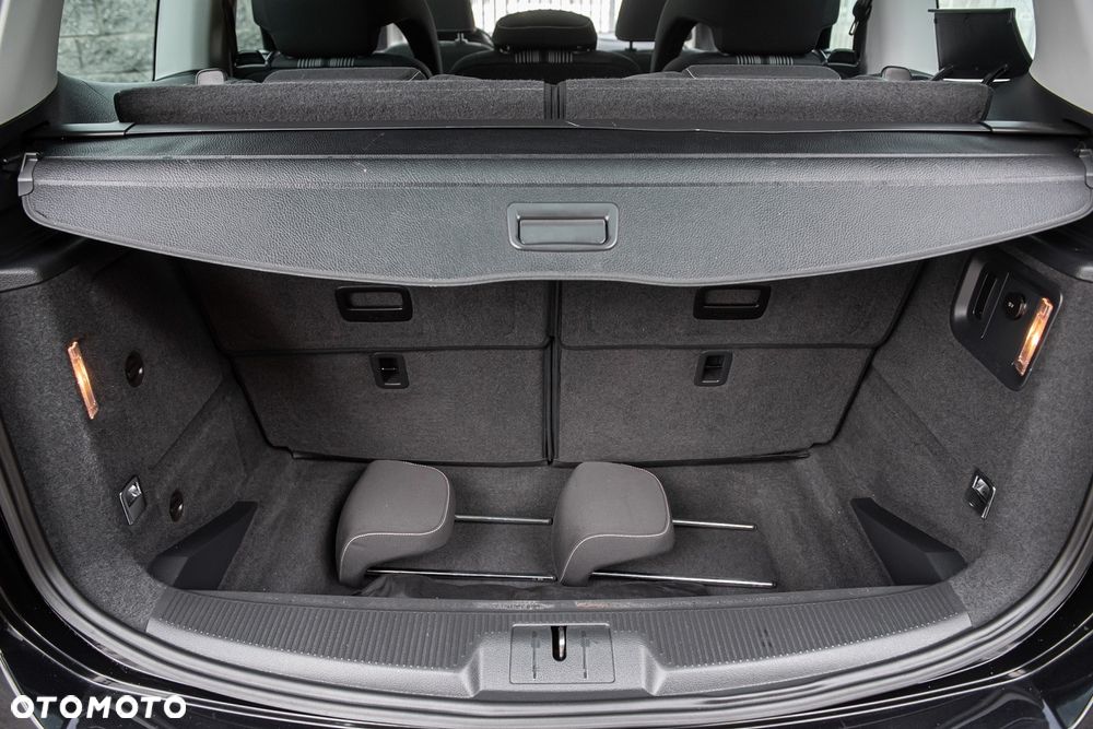 Volkswagen Sharan 2.0 TDI BlueMotion Technology Match - 33