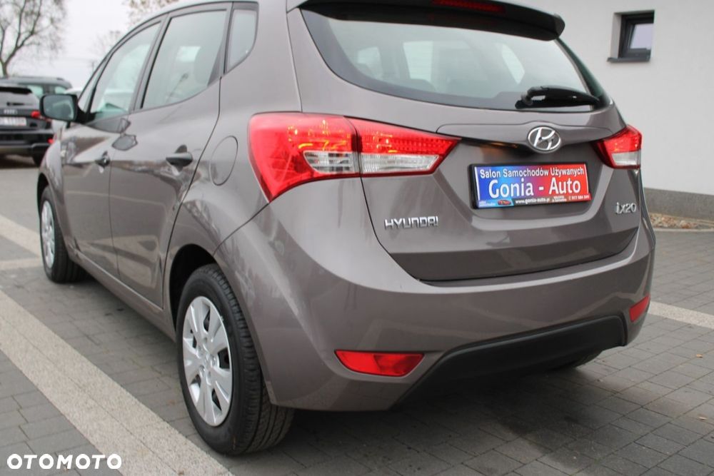 Hyundai ix20 - 15