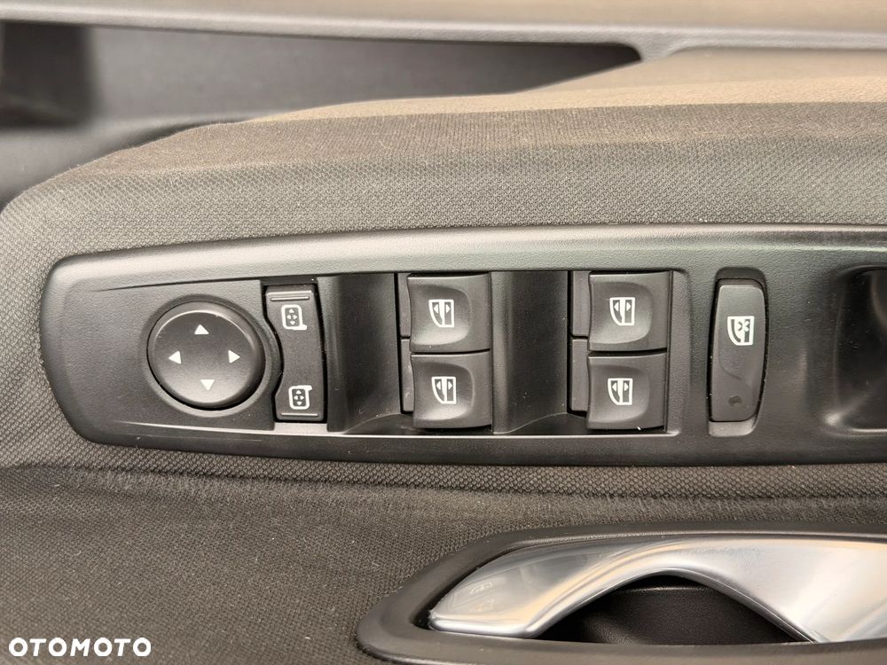 Renault Megane 1.5 dCi Dynamique - 9