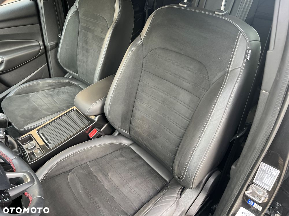 Ford Kuga 1.5 TDCi 2x4 ST-Line - 30