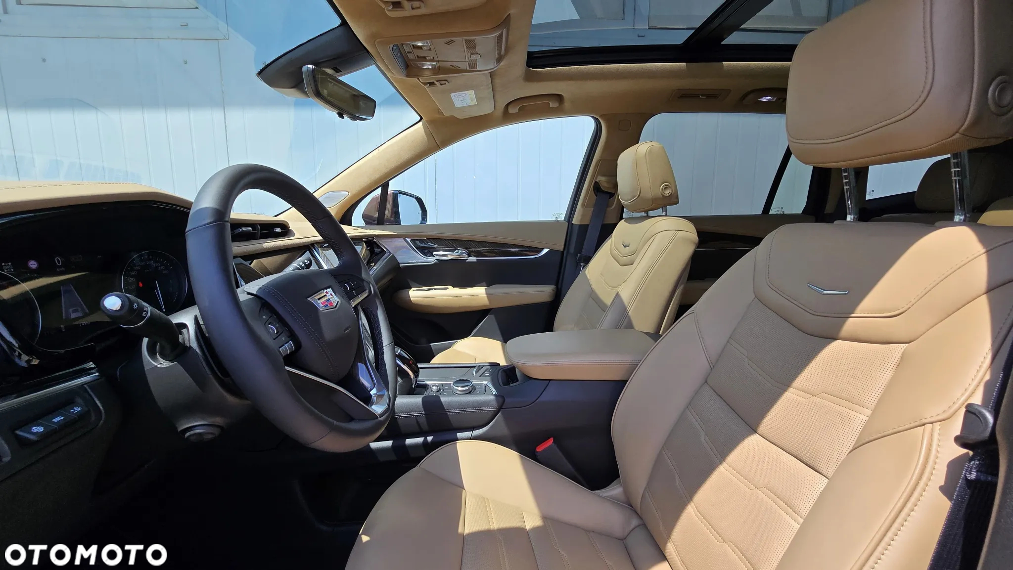 Cadillac XT6 - 10