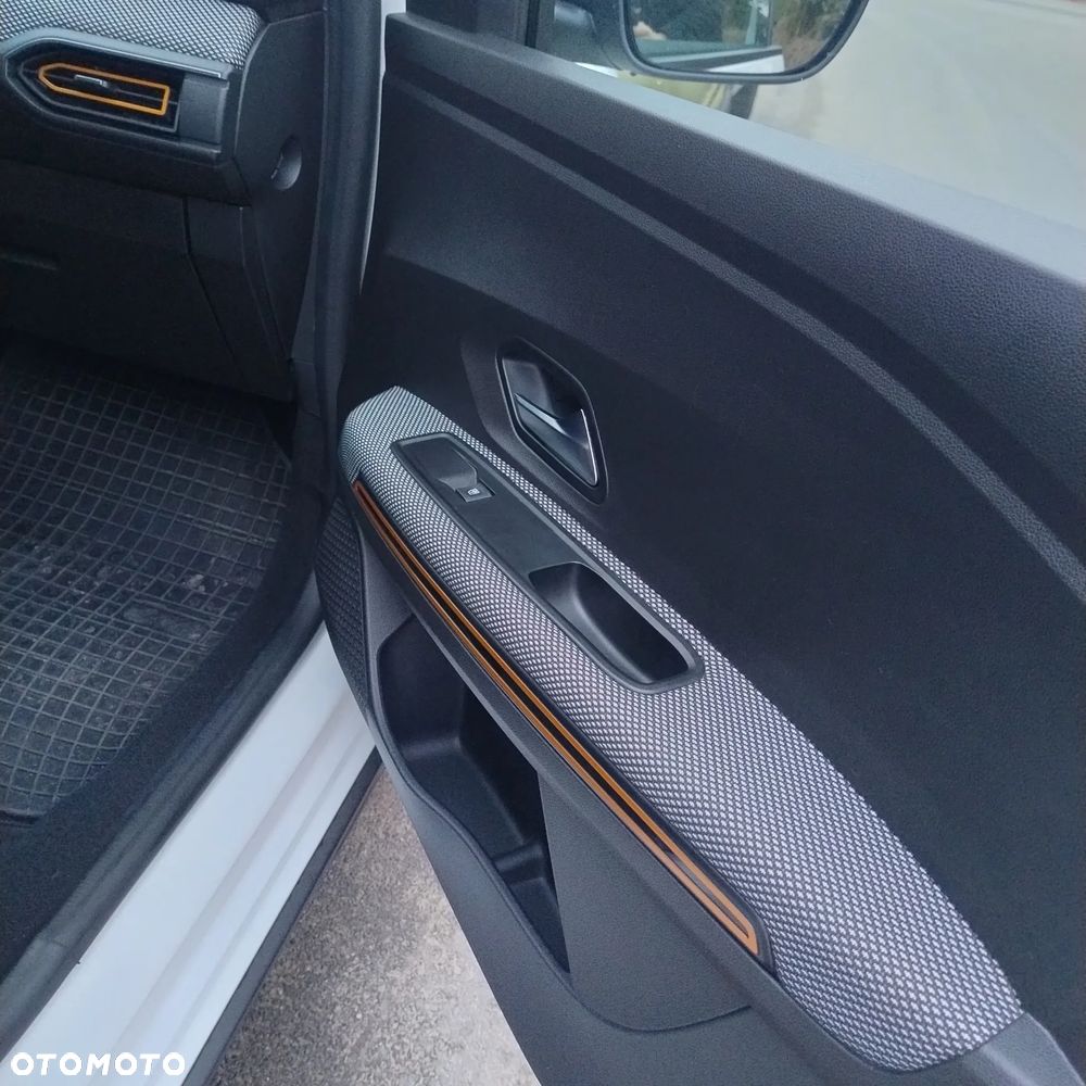 Dacia Sandero Stepway TCe 100 Prestige - 23