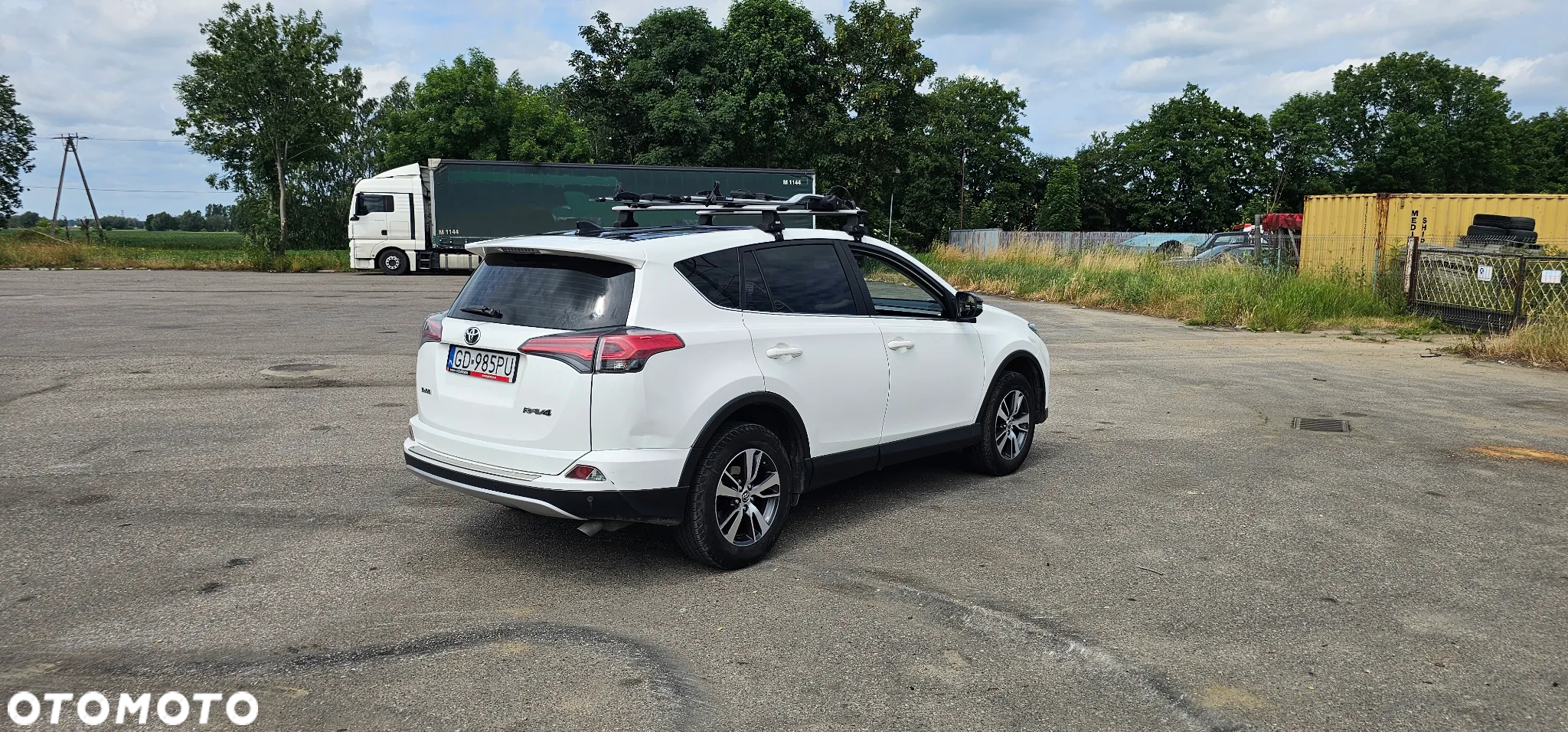 Toyota RAV4 - 4