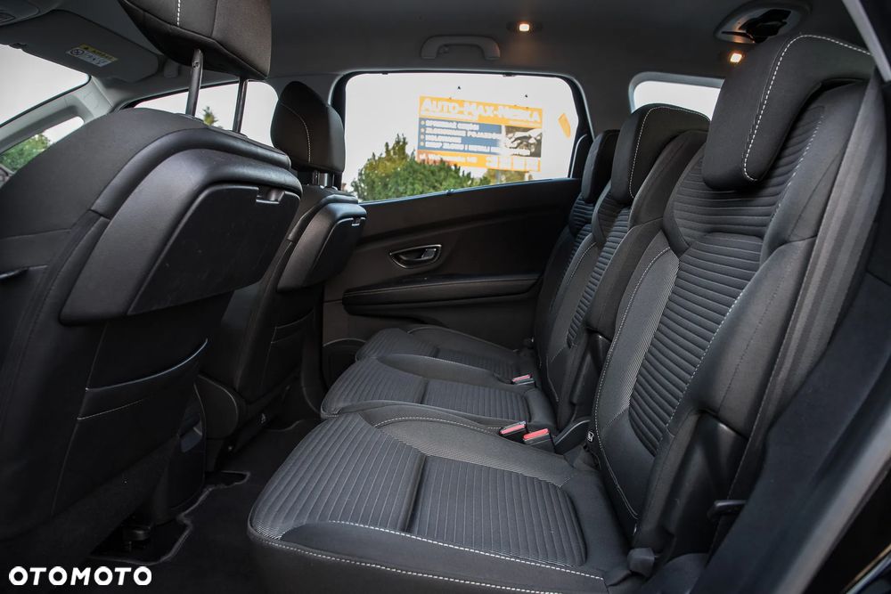 Renault Scenic - 24