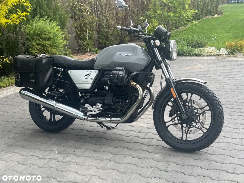 Moto Guzzi V7 - 3