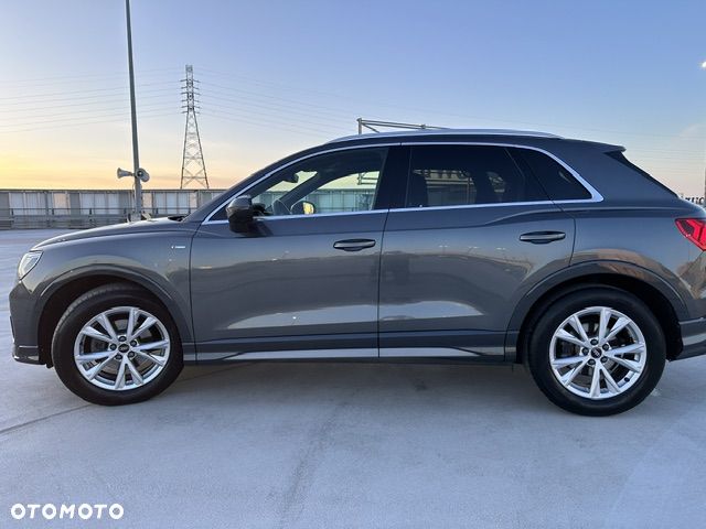 Audi Q3 35 TFSI mHEV S-Line S tronic - 4