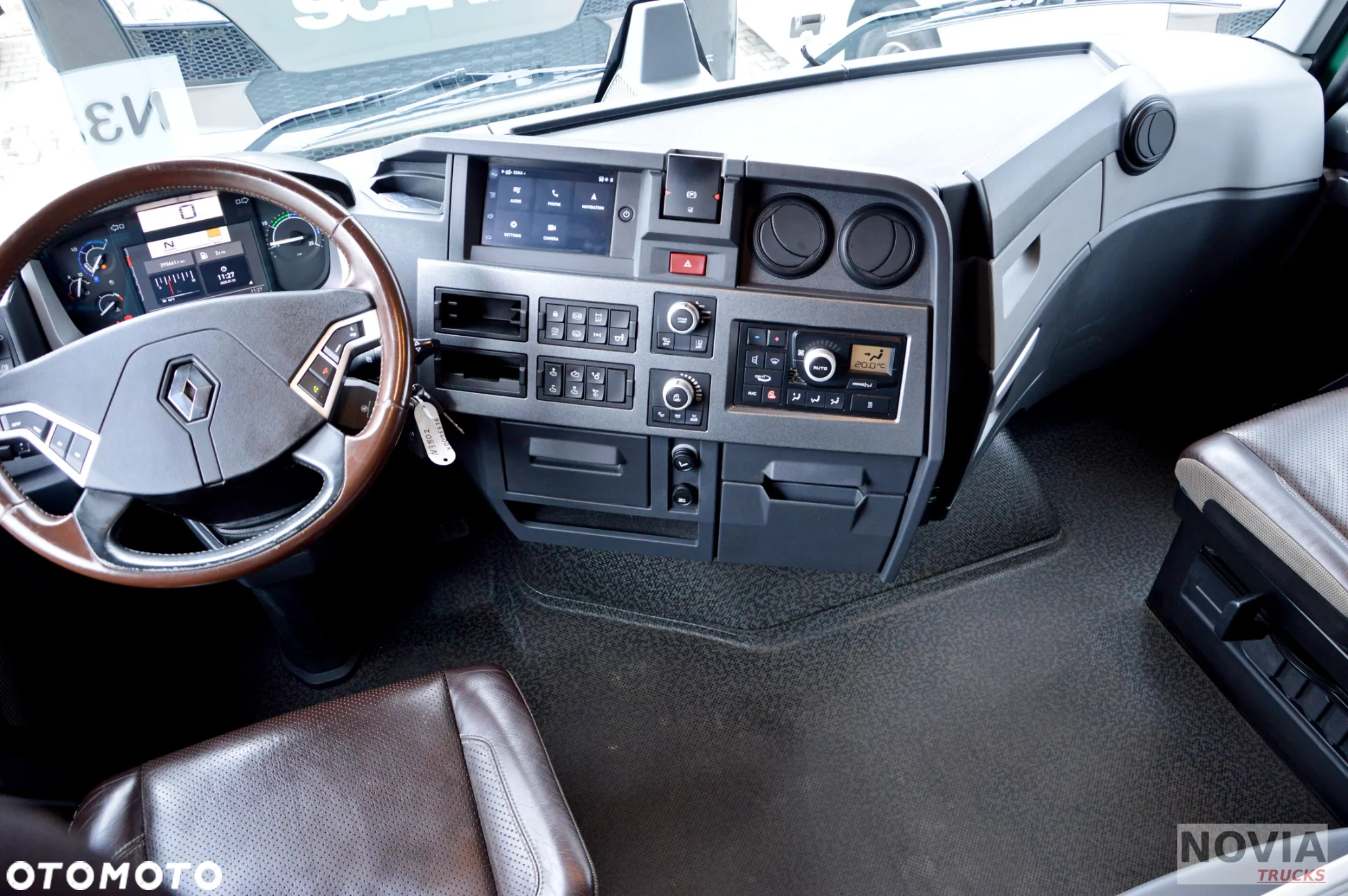 Renault T 520 | NAJBOGATSZA OPCJA | RETARDER VOITH | KLIMA POSTOJOWA | 2 ZBIORNIKI | 2 ŁÓŻKA | MIĘDZYOSIE - 29