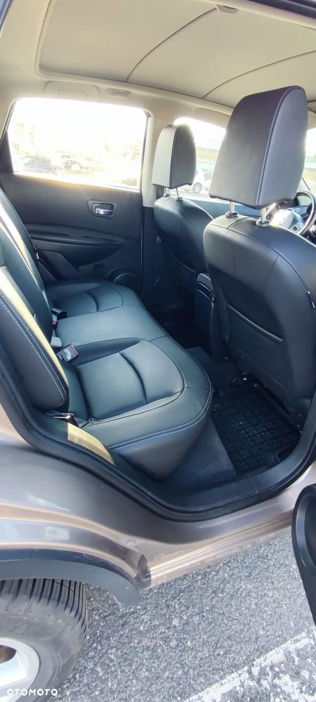 Nissan Qashqai 2.0 4x4 Tekna Premium - 11