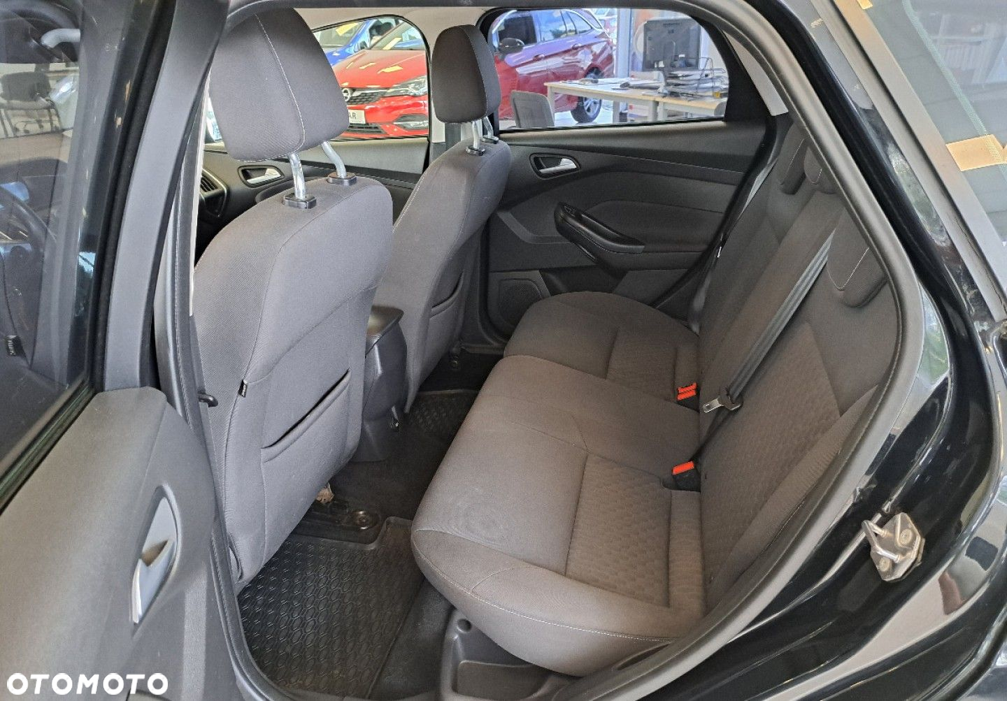 Ford Focus - 12