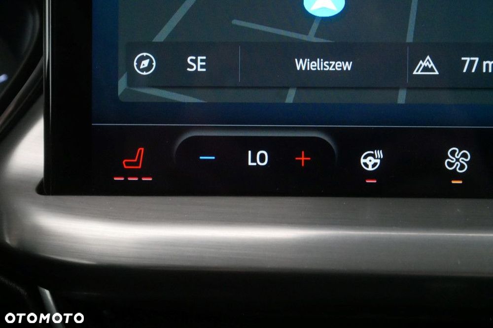 Ford Focus 1.0 EcoBoost Titanium - 23