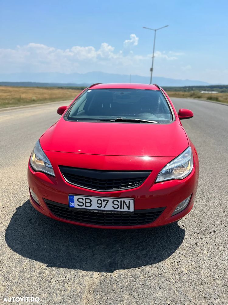 Opel Astra Sports Tourer 1.3 CDTI ECOTEC - 1