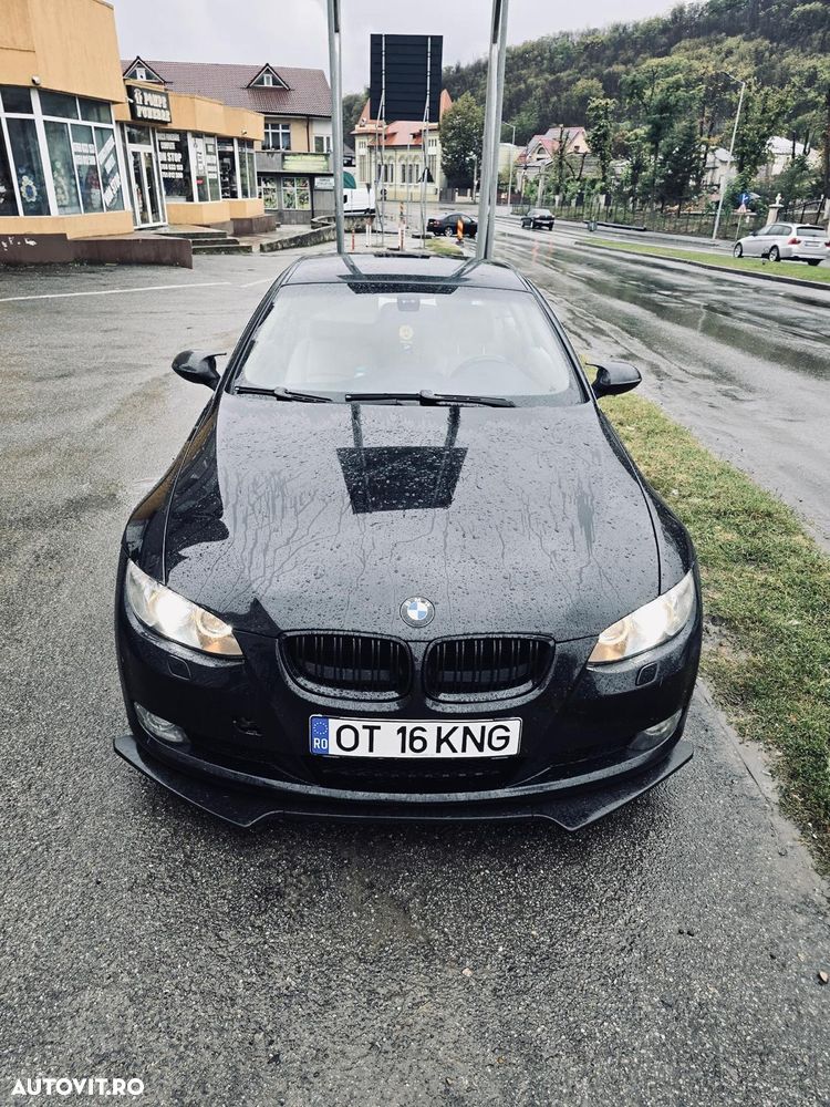 BMW Seria 3 325i - 1