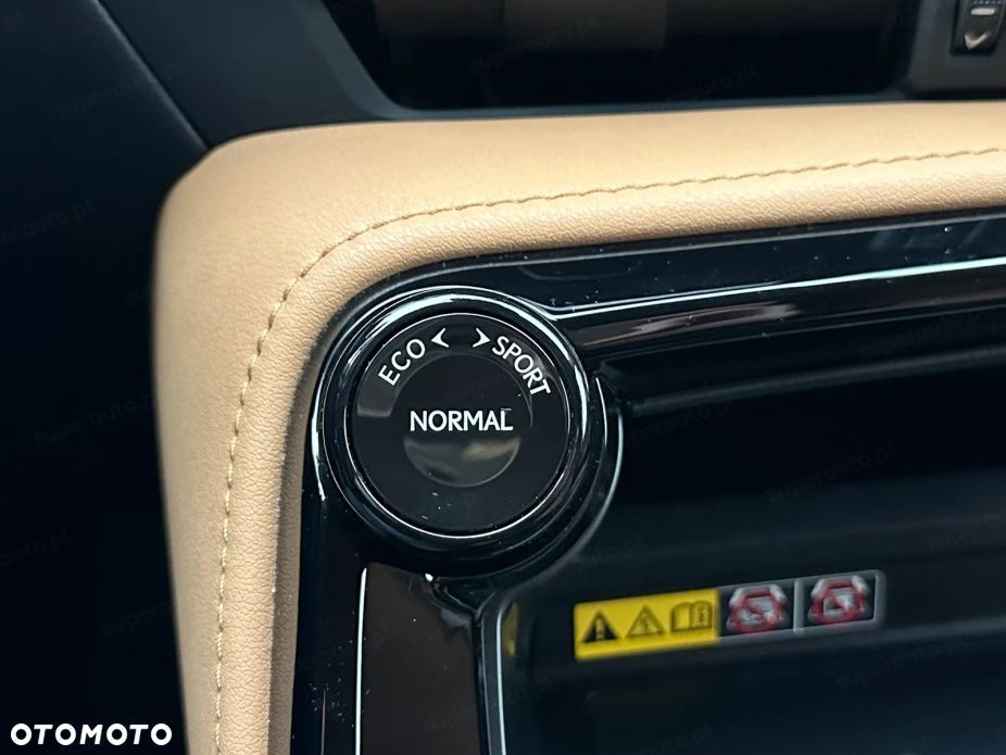 Lexus NX - 11