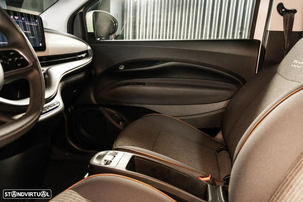 Fiat 500e 42 kWh Icon - 28