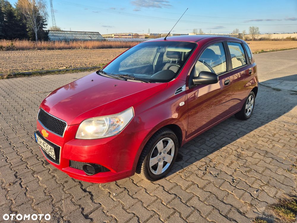 Chevrolet Aveo 1.2 16V Base - 16