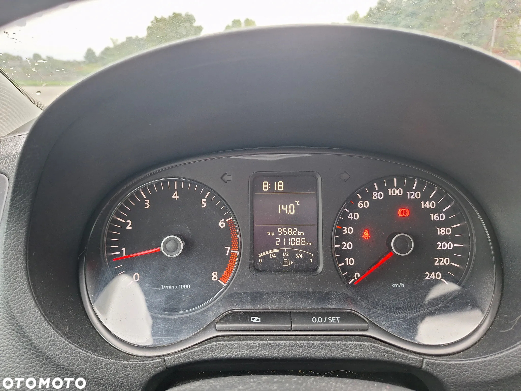 Volkswagen Polo - 5