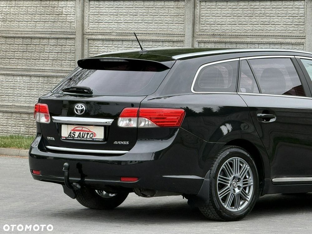 Toyota Avensis 1.8 Executive - 39