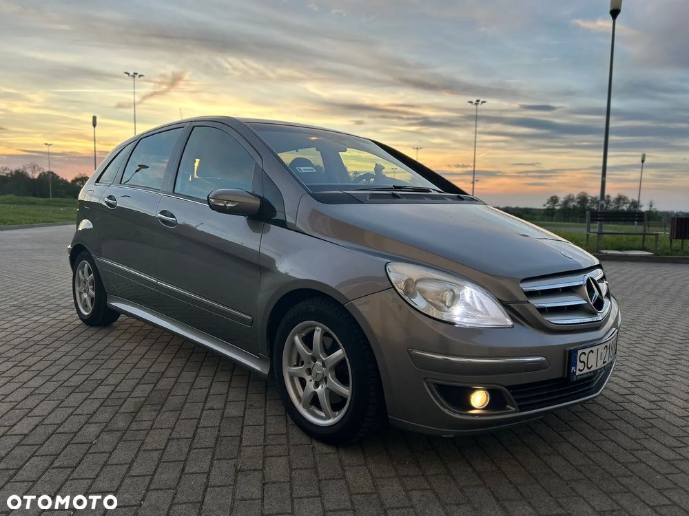 Mercedes-Benz Klasa B 200 CDI - 1
