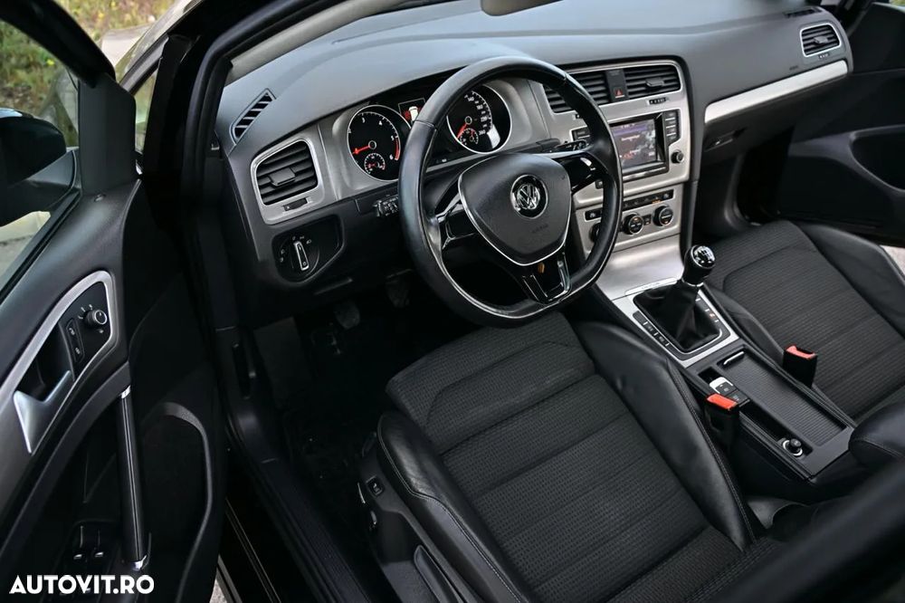 Volkswagen Golf 2.0 TDI 4Motion BMT Comfortline - 14