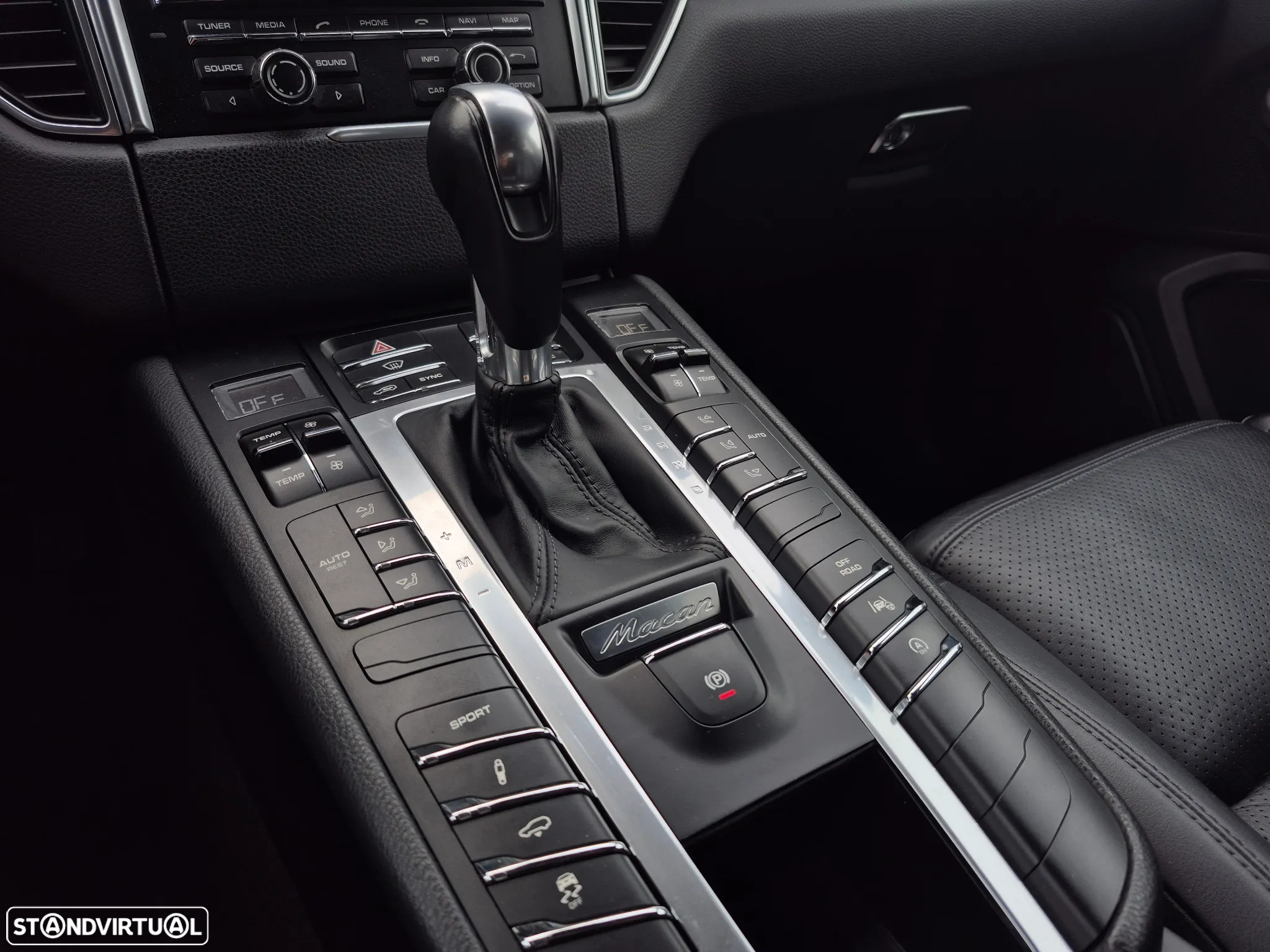 Porsche Macan S - 25