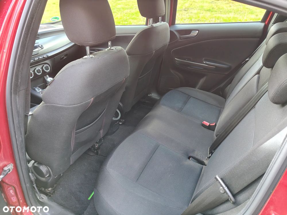 Alfa Romeo Giulietta 2.0 JTDM 16V - 14