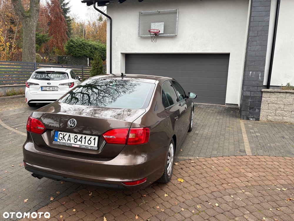 Volkswagen Jetta 1.4 TSI Comfortline - 6