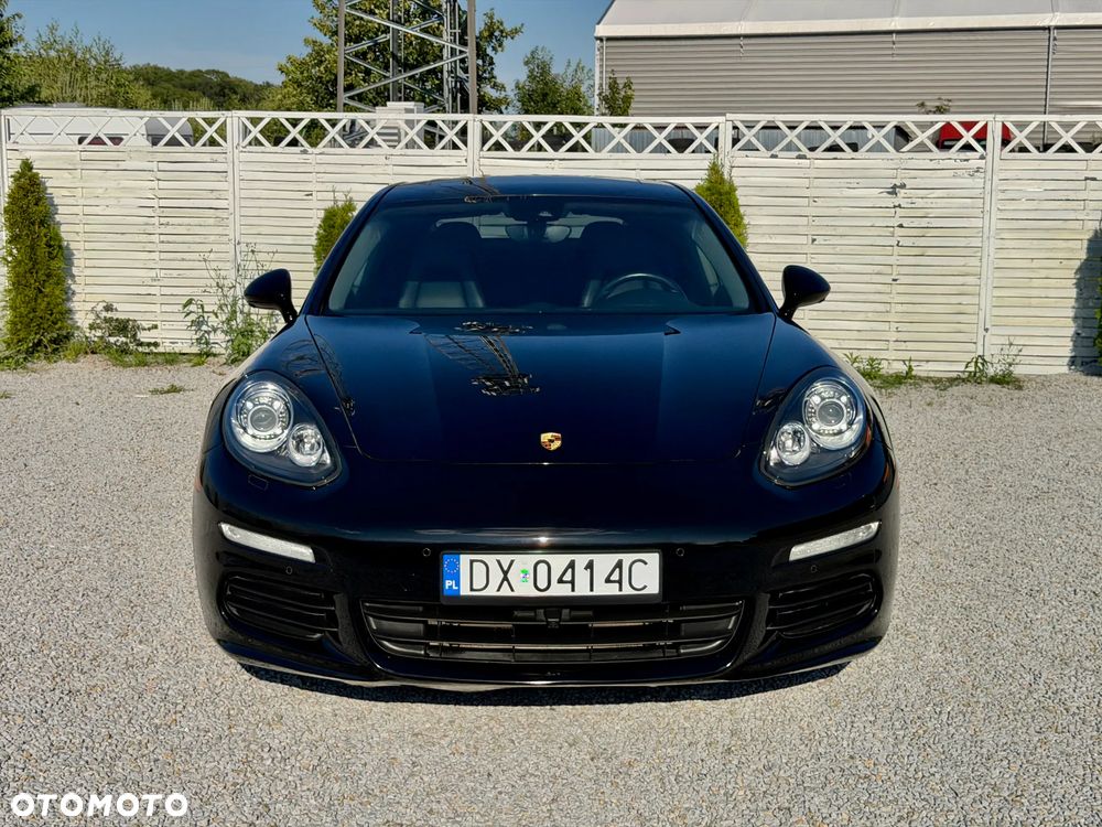 Porsche Panamera 4 PDK Edition - 23