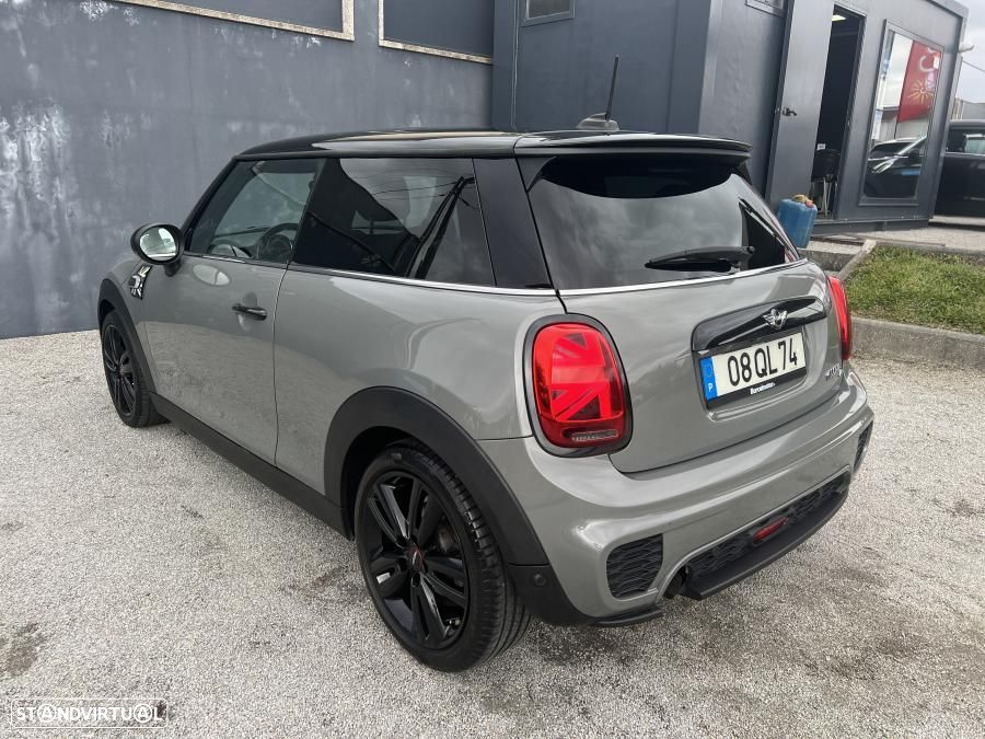MINI 3 Portas Cooper D - 4