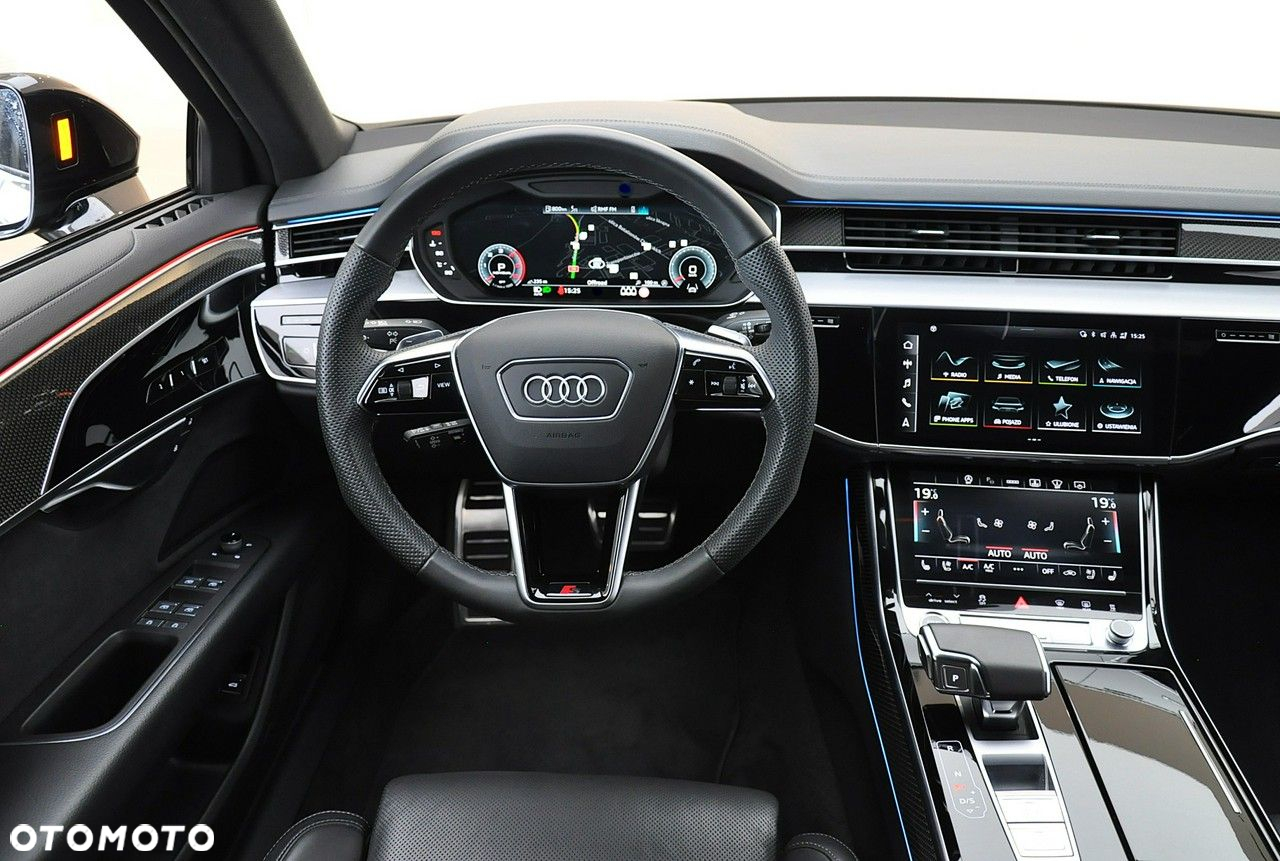 Audi A8 - 13