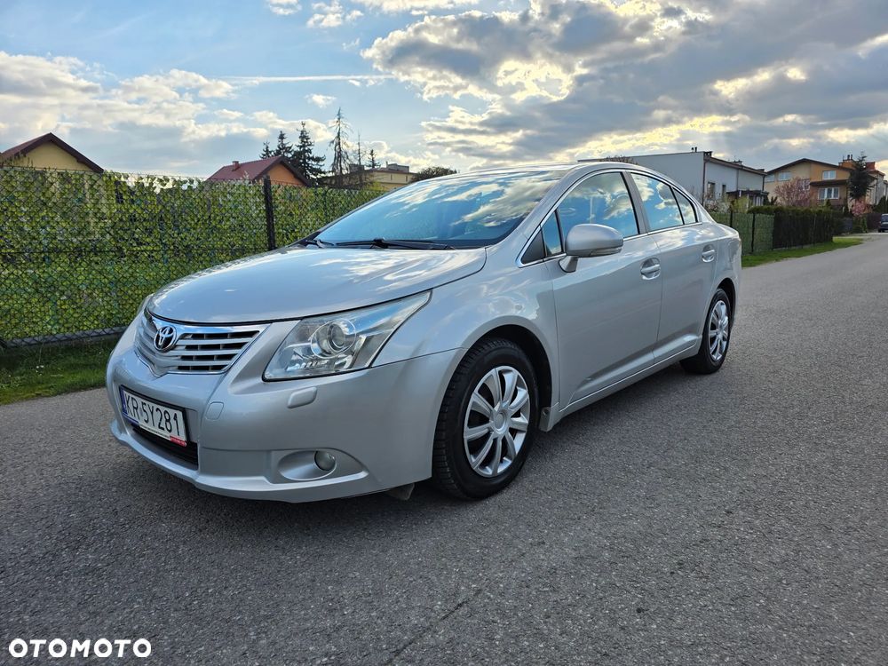 Toyota Avensis 1.8 Multidrive S Comfort - 1