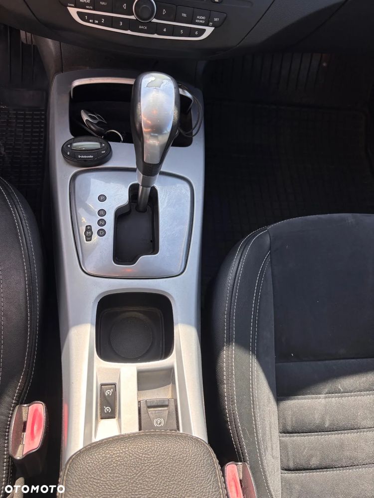 Renault Laguna 2.0 DCi Initiale - 11