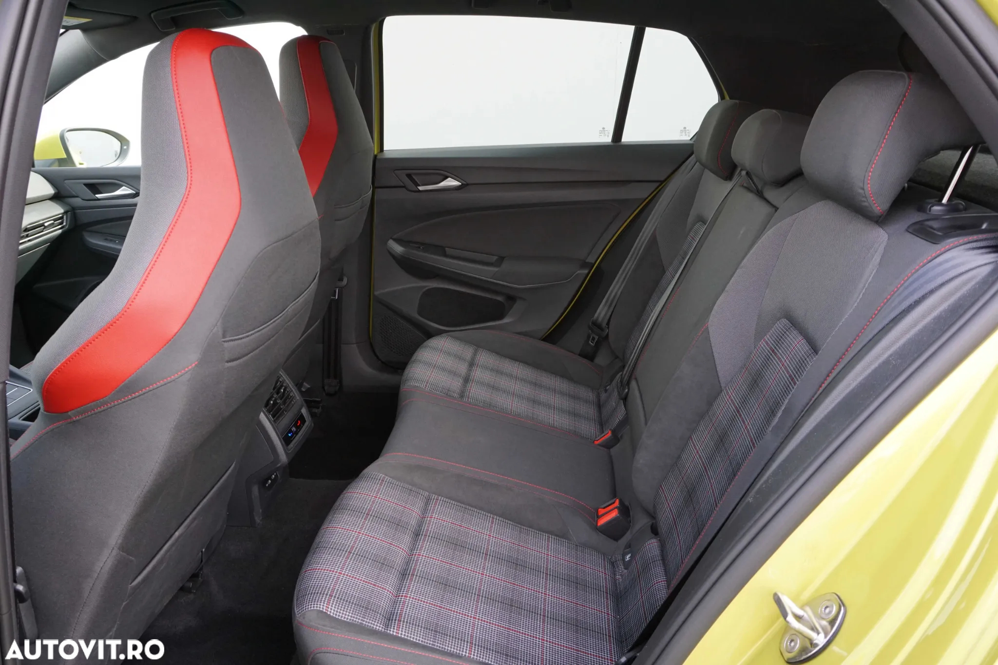 Volkswagen Golf 2.0 TSI OPF GTI - 29