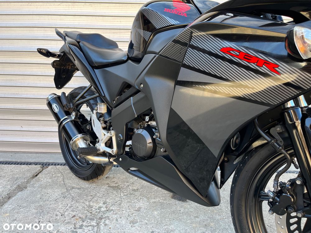 Honda CBR - 16