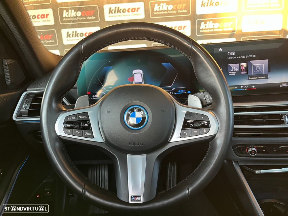 BMW 330 e Touring Pack M Auto - 22