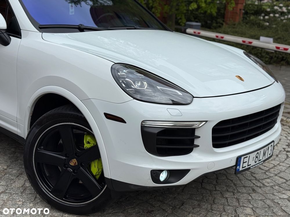 Porsche Cayenne - 15