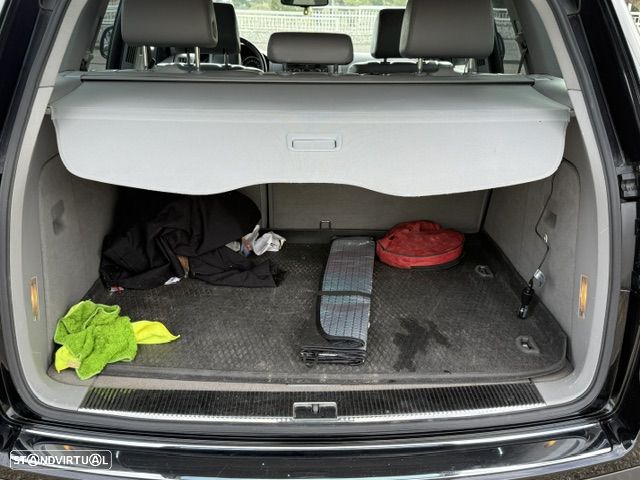 VW Touareg 3.0 TDI V6 Tiptronic - 10