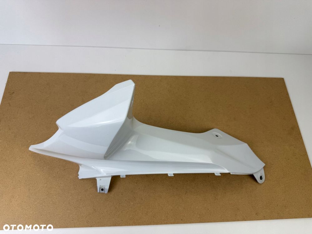 Lewa boczna owiewka czaszy Suzuki GSXR 1000 K9 - 5