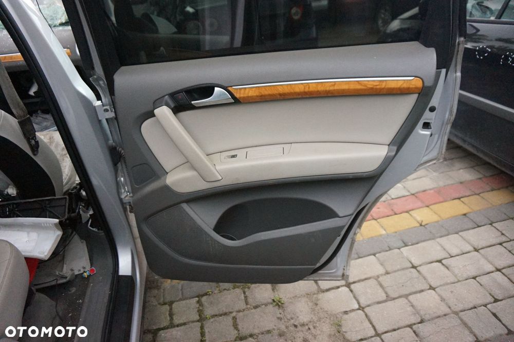 DRZWI TYLNE PRAWE Q7 4L LIFT LX7W  SREBRNY AUDI 2009-2015 - 10