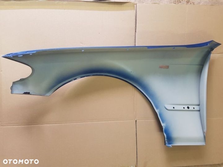 Błotnik przód prawy BMW E46 lift sedan kombi topasblau metalic - 5