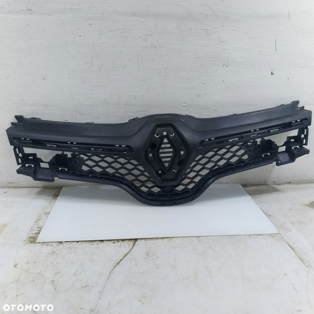 ATRAPA GRILL RENAULT TWINGO III