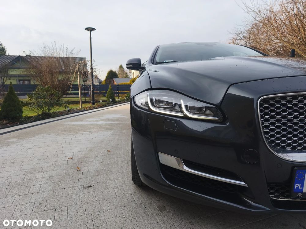 Jaguar XJ 3.0 V6 Langversion Premium Luxury - 10