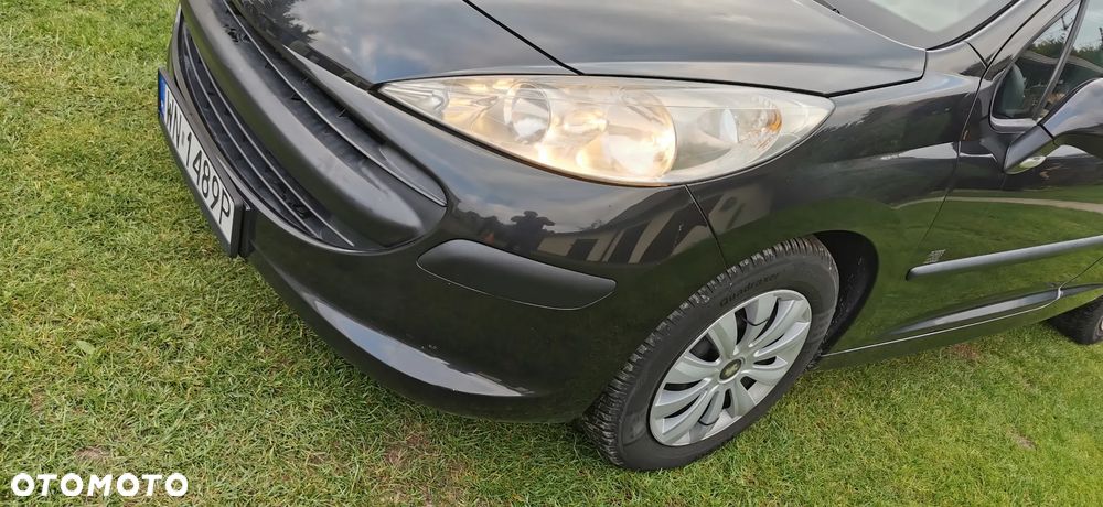 Peugeot 207 1.4 Presence Grand Prix - 20