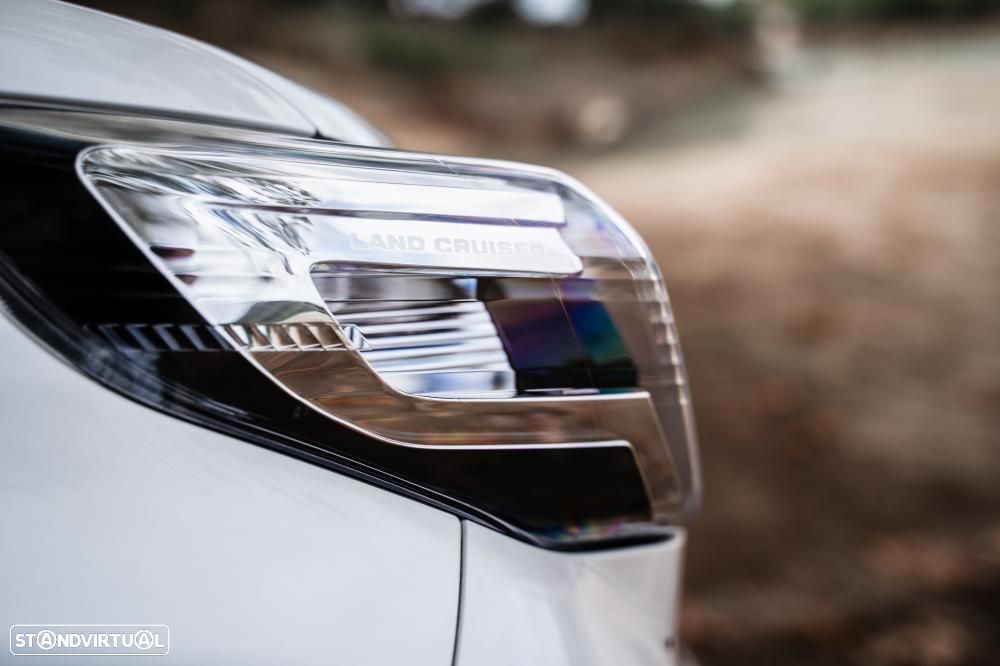 Toyota Land Cruiser Prado - 15