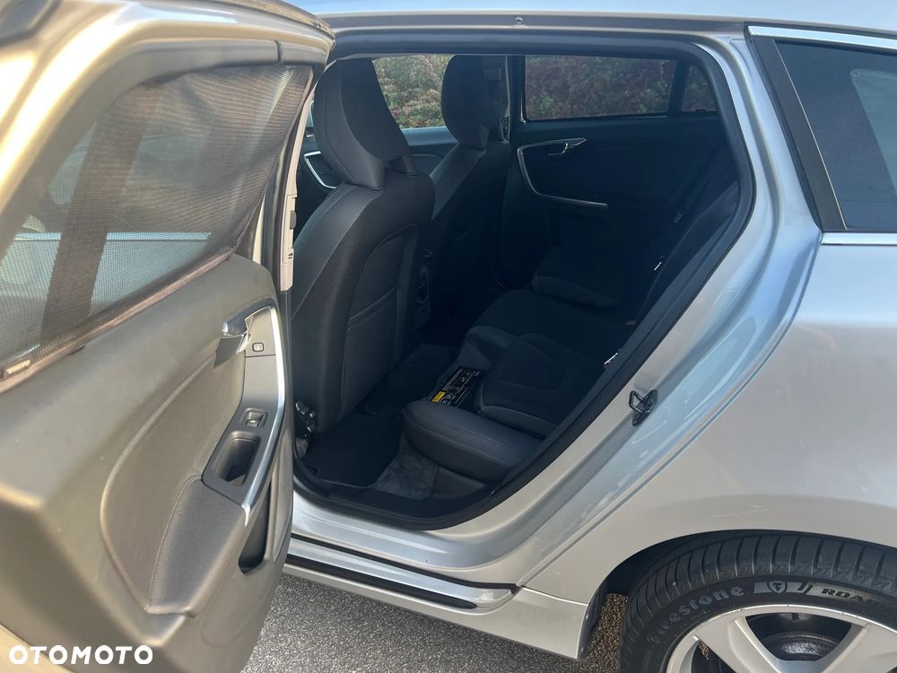 Volvo V60 - 15