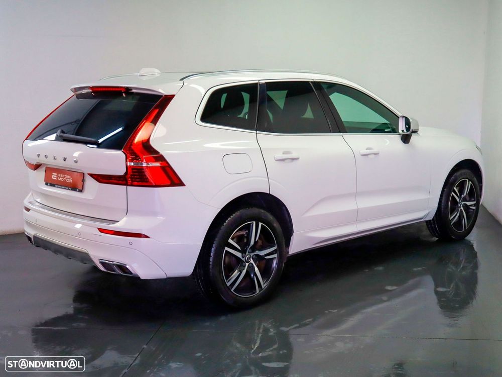 Volvo XC 60 2.0 T8 PHEV R-Design AWD - 4