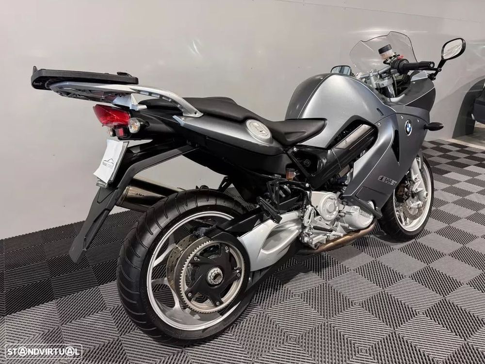 BMW F 800 ST - 5