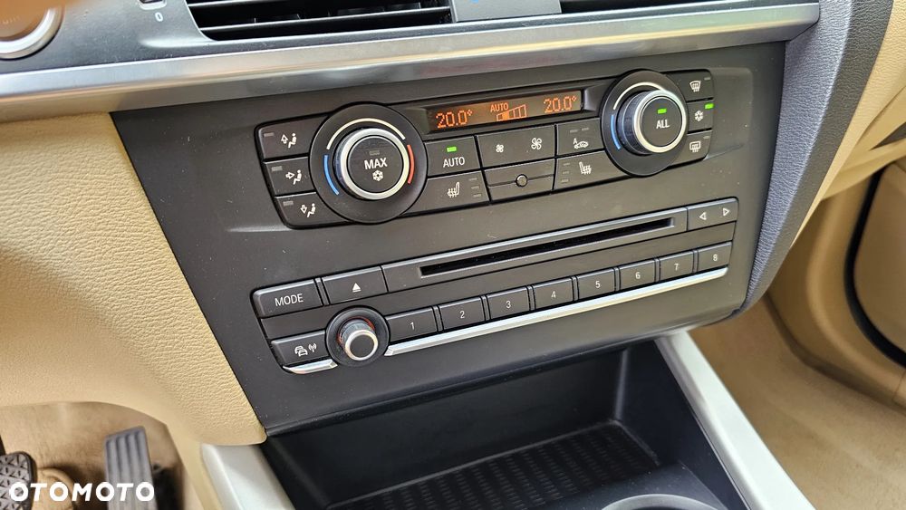 BMW X3 xDrive20d - 34