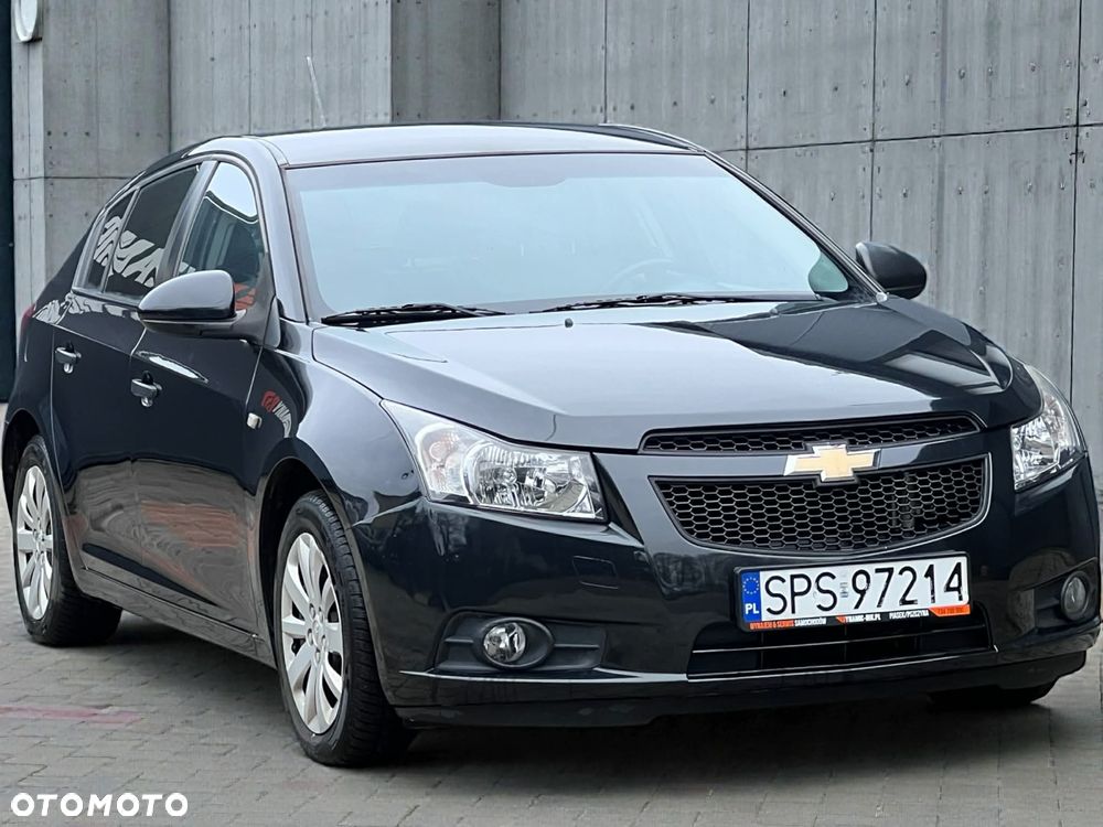 Chevrolet Cruze 1.6 LT - 1