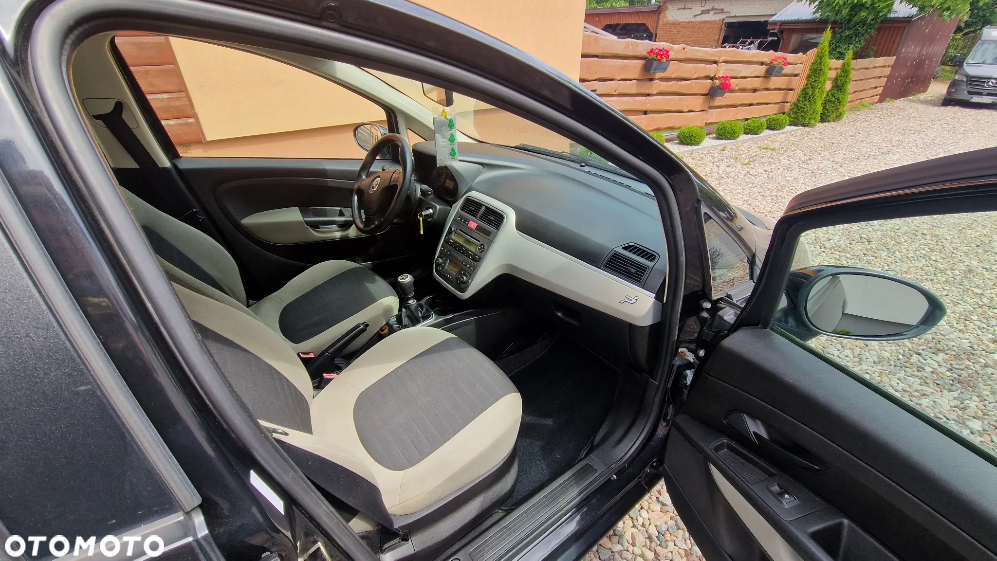 Fiat Grande Punto - 25
